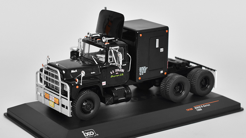 Mack R-Series 1966 1:43 - IXO Models