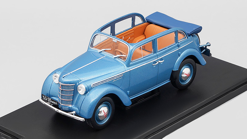 Moskvič 400-420A Cabriolet 1949 1:24 - Hachette časopis s modelem