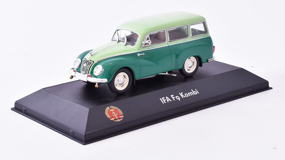 IFA F9 Kombi 1:43 - Atlas časopis s modelem