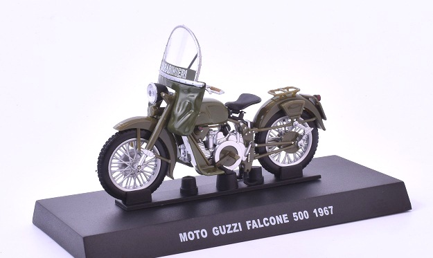 MOTO GUZZI FALCONE 500 - 1967 1:24 - DeAgostini časopis s modelem