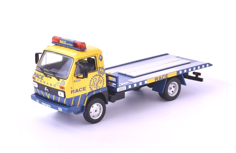 Pegaso ELKUS 1210-6 TRUCK - 1986 1:43 časopis s modelem