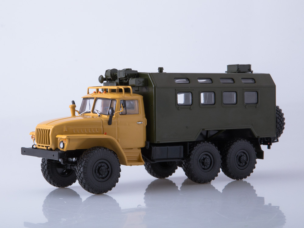 URAL-4320 Kung 1:43 - Avtoistoria