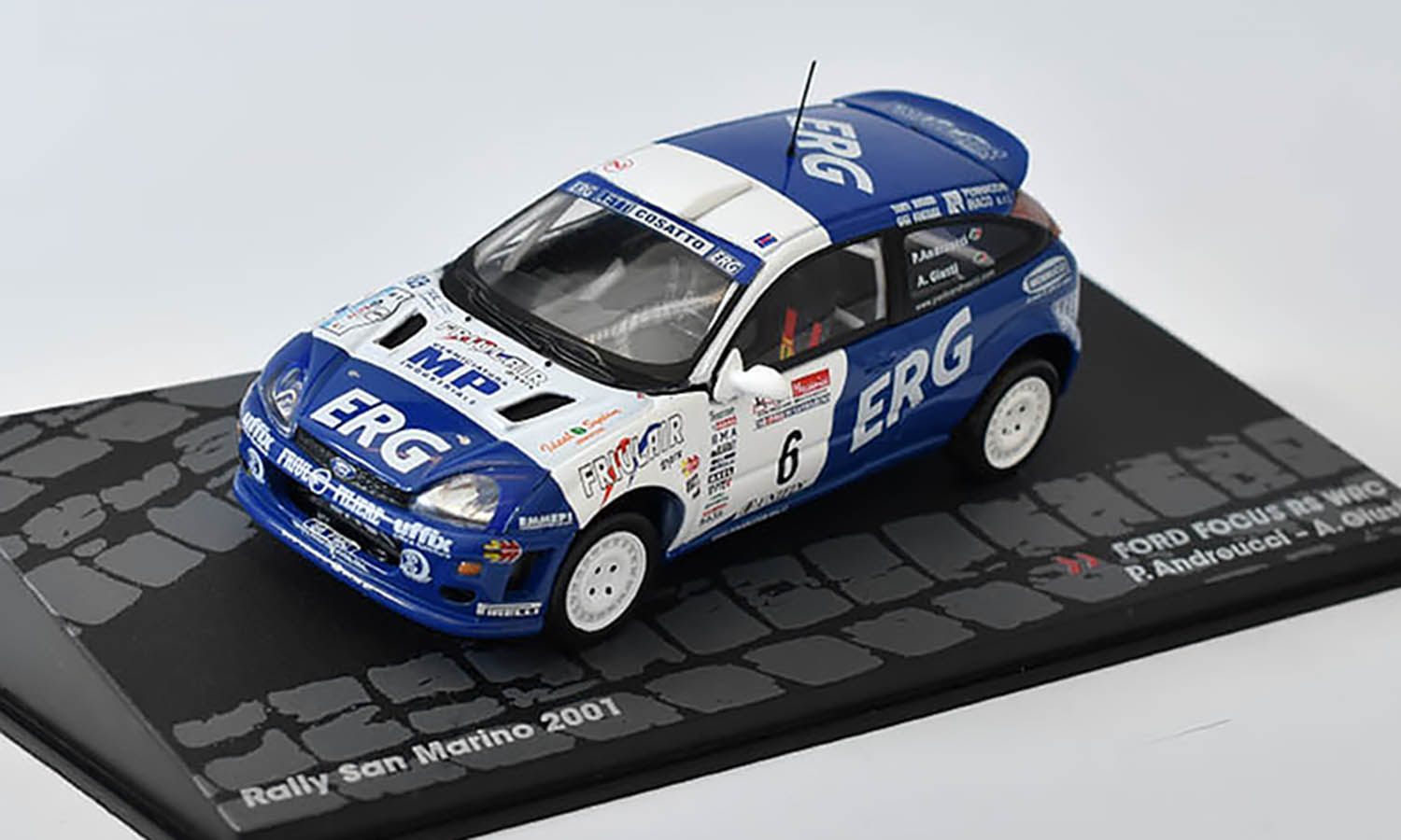 Ford Focus RS WRC Rally San Marino 2001 1:43 SpecialC. časopis s modelem