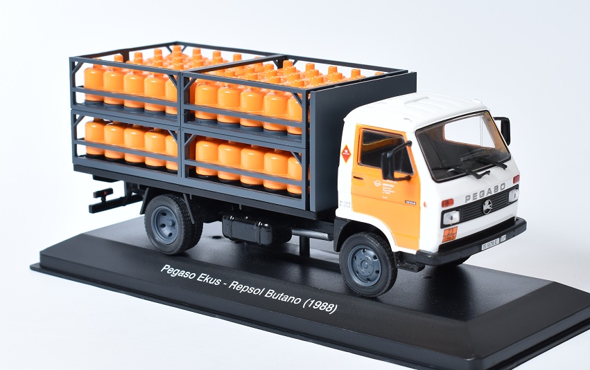 Pegaso EKUS Repsol Butano TRUCK - 1988 1:43 časopis s modelem