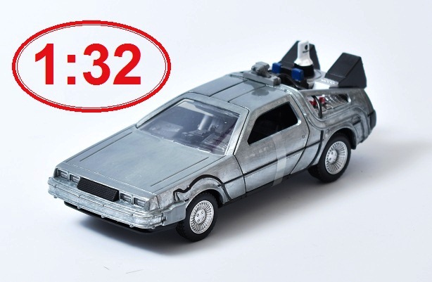 DeLorean Back to the future II 1:32 - Jada Toys