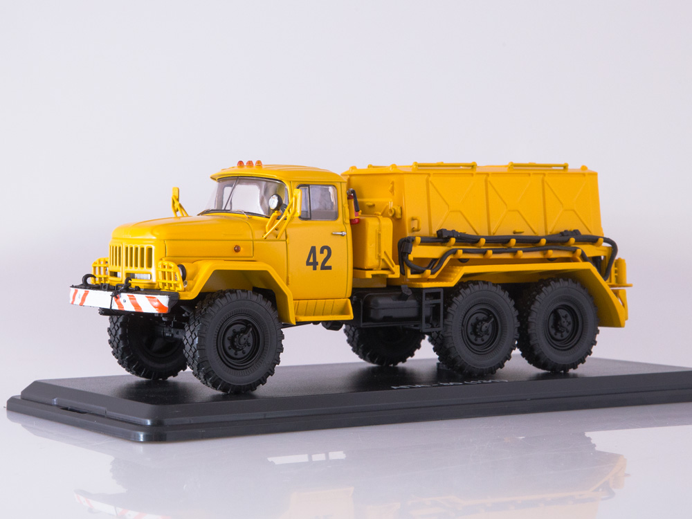 ZIL-131 APA-80 1:43 - Model Pro 