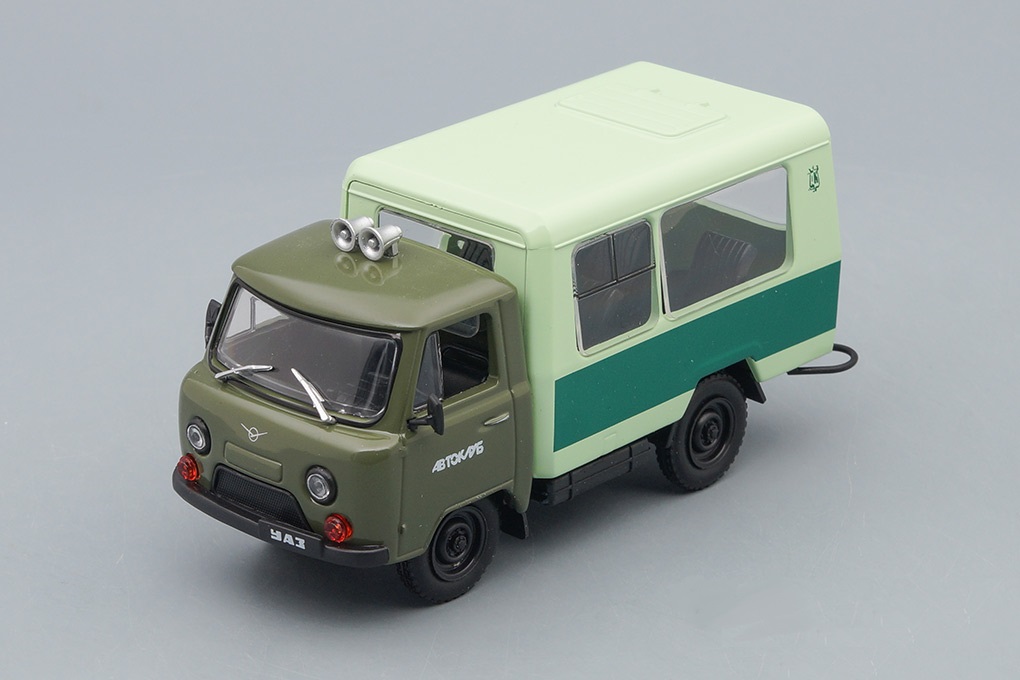 UAZ-3303 (T12.02) Kubanec 1:43 - Autolegendy SSSR časopis s modelem