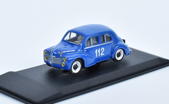 Renault 4CV #112 1:43 BAZAROVÉ ZBOŽÍ