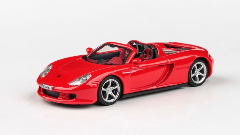 Porsche Carrera GT (Open Top) - Red  1:43 - Cararama