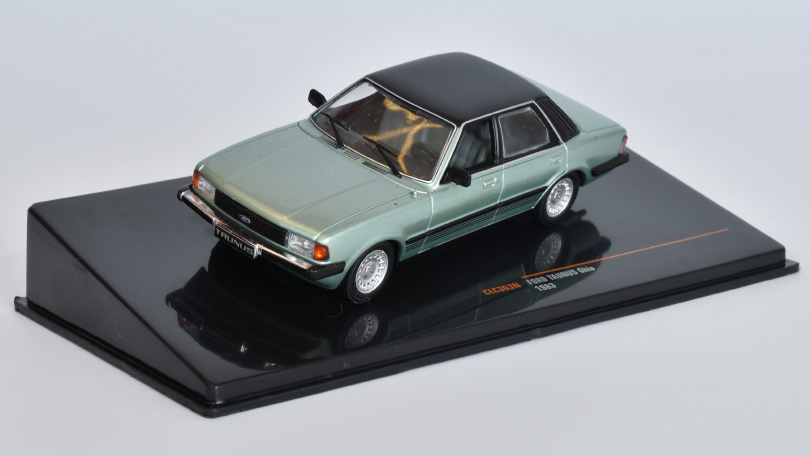 Ford Taunus (TC3) Ghia - 1983 1:43 - IXO Models