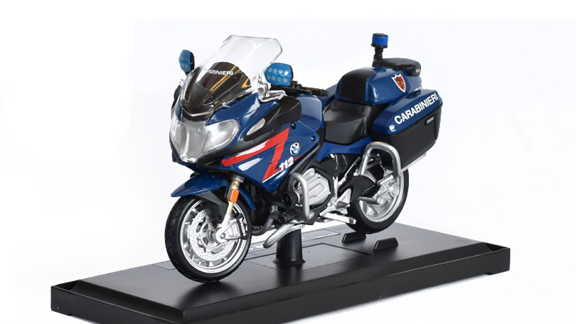 BMW R1200RT Carabinieri 2005 1:18 - Maisto 