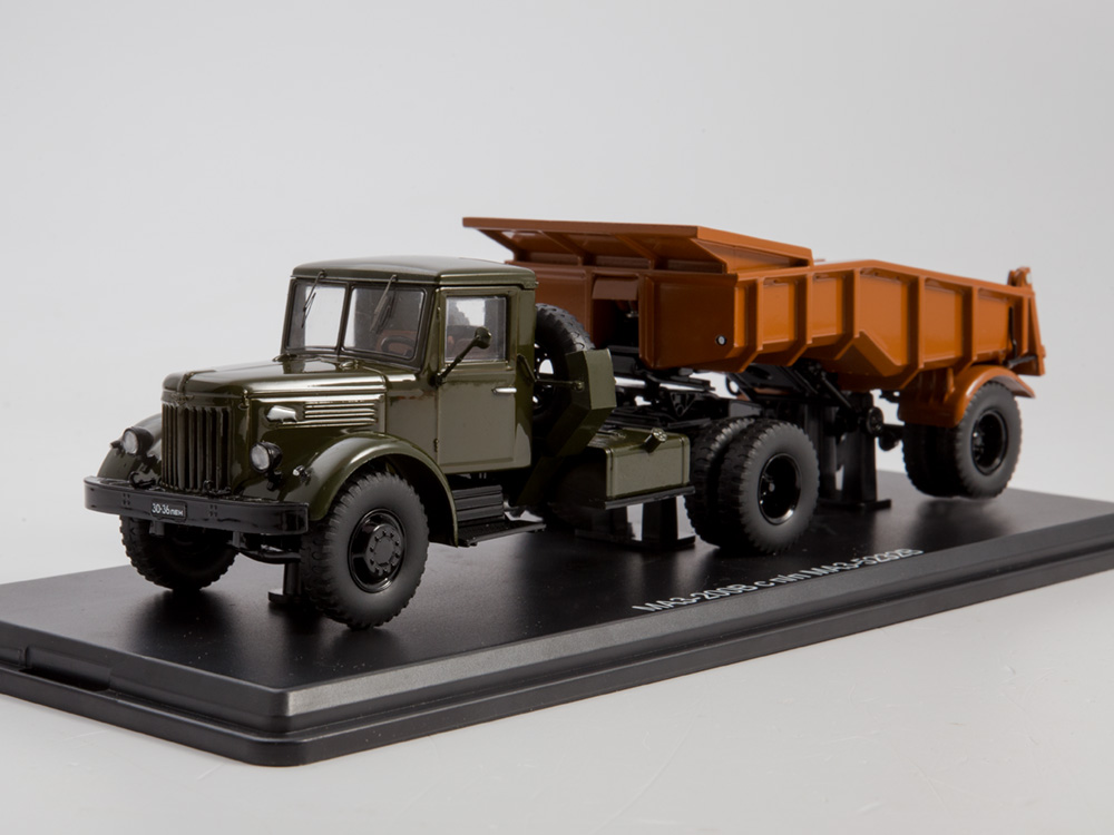 MAZ-200V s návěsem MAZ-5232V 1:43 - SSM 