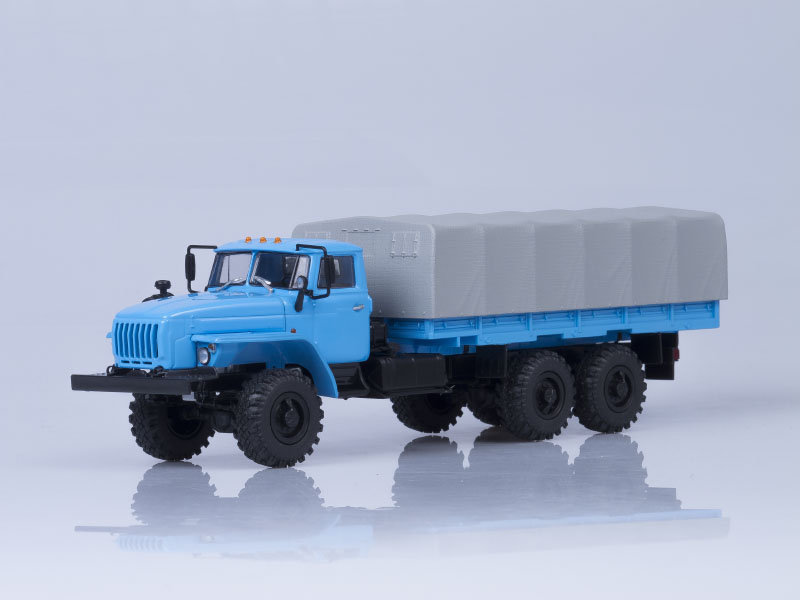 URAL-4320-0911 1:43 - Avtoistoria