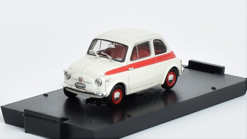 FIAT 500 Nuova Sport Tetto Metallico 1957 1:43 - Brumm 