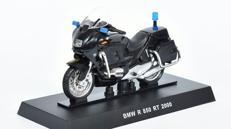 BMW R 850 RT 2000 1:24 - DeAgostini časopis AutoModels s modelem