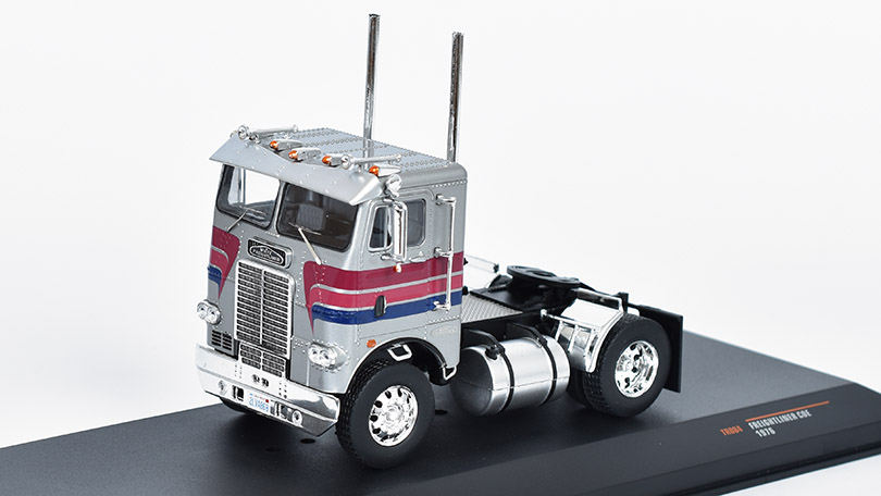 Freightliner Coe 1976 1:43 - IXO Models 