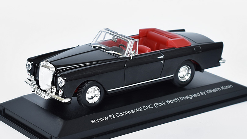 Bentley S2 Continental DHC (Park Ward) 1961 1:43 - Lucky Die Cast 