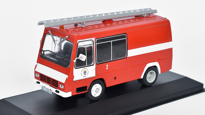 Pegaso SAVA Cosmos 5721 Bomberos 1973 1:43 - časopis AutoModels s modelem 