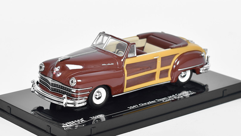 Chrysler Town and Country 1947 1:43 - VITESSE 