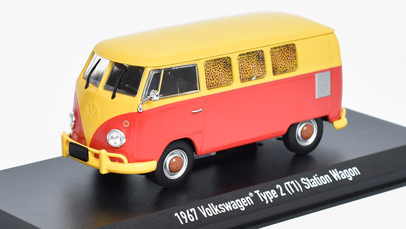 Volkswagen Type 2 (T1) Station Wagon 1967 - 1:43 GreenLight