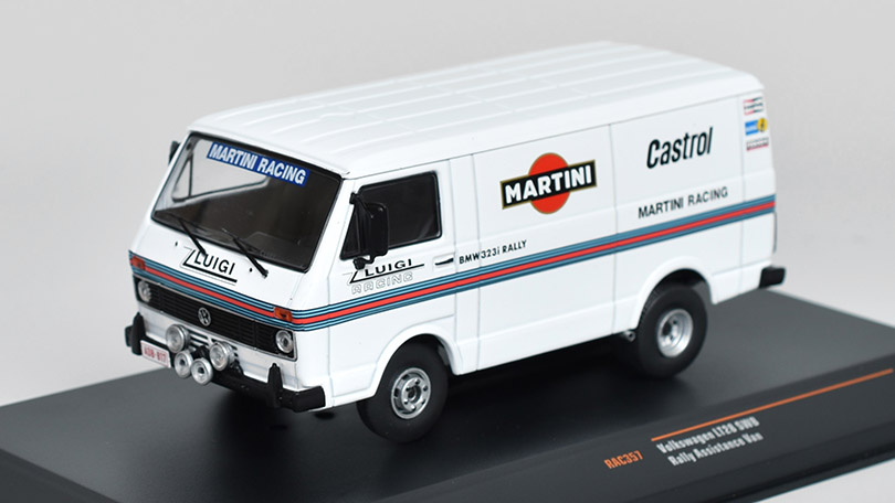 Volkswagen LT28 SWB VW Martini Racing Rally Assistance 1:43 - IXO Models