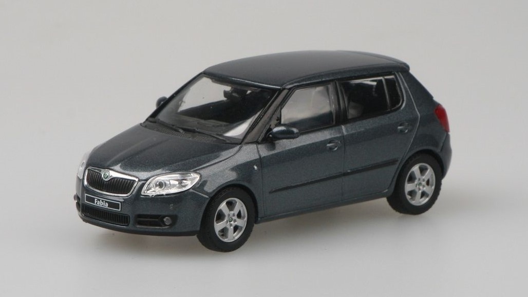 Škoda Fabia 2 Šedá Anthracite Metal 1:43 - Abrex - Speciální edice s nálepkami