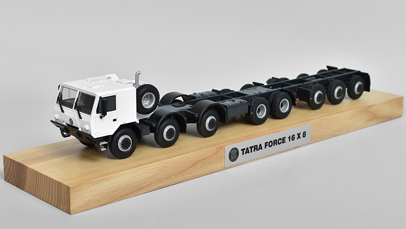 Tatra T815-7 16X8 Force 1:43 - KADEN