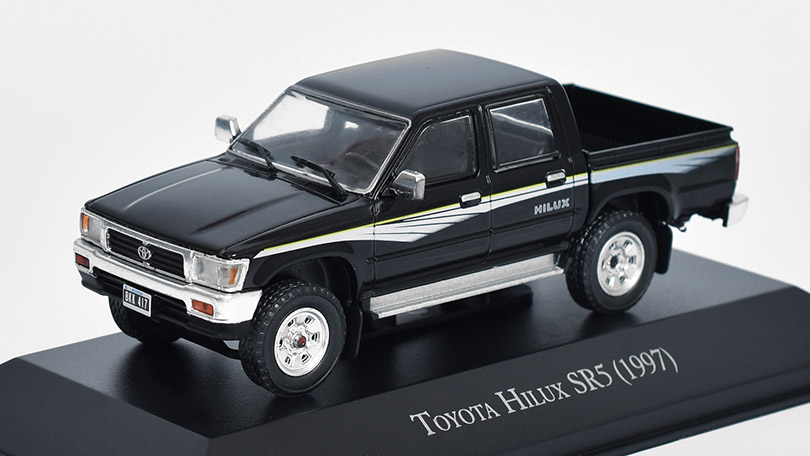 Toyota Hilux SR5 1997 1:43 - DeAgostini časopis s modelem