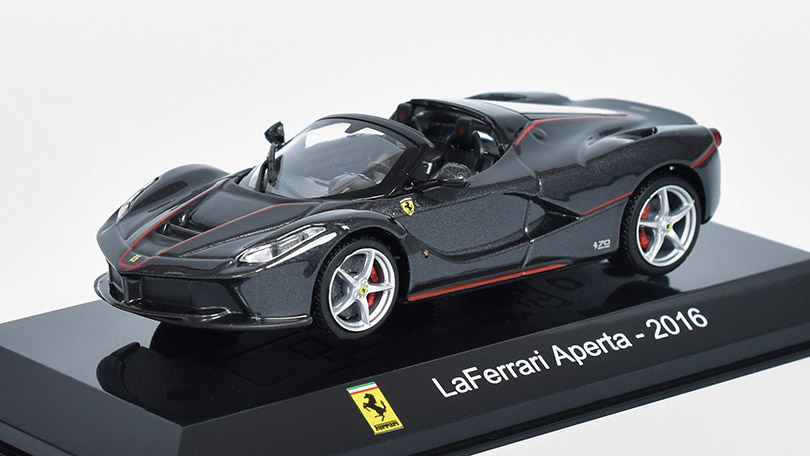 Ferrari LaFerrari Aperta 2016 1:43 - Altaya časopis s modelem