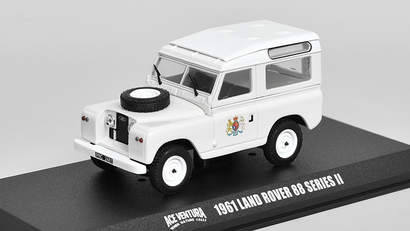 Land Rover 88 Series II 1961 - Ace Ventura When Nature Calls - 1:43 GreenLight