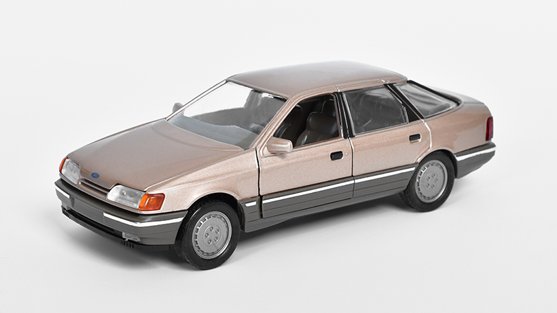 Ford Scorpio LHD 1989 1:25 - Schabak Modell Pozor na popis!