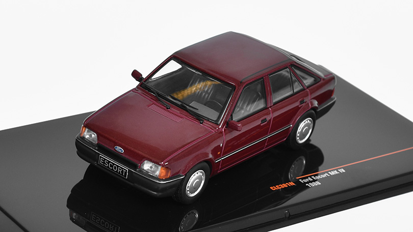 Ford Escort MK IV 1988 1:43 - IXO Models