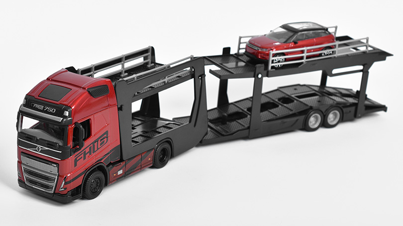 Volvo FH16 GL 750 XXL s modelem Land Rover LRX 1:43 - Bburago 