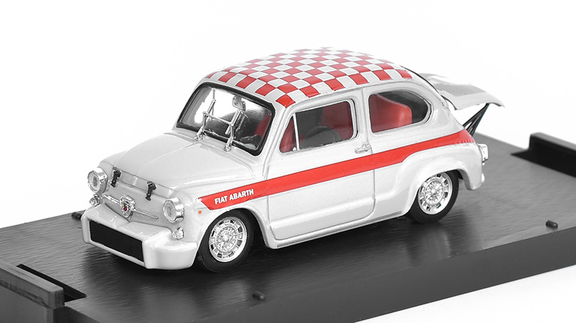 Fiat Abarth 1000 Berlina 1966 1:43 - Brumm 