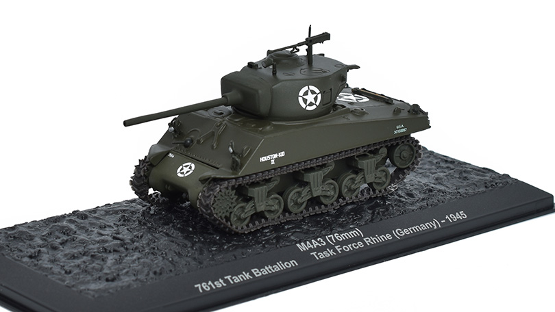 M4A3 (76mm) 761st Tank Battalion Rhine Germany 1945 1:72 - časopis s modelem 