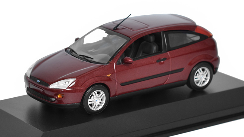 Ford Focus 3-door 1:43 - Minichamps