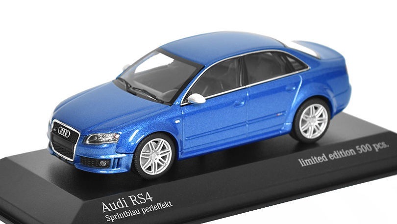 AUDI RS4 2004 1:43 - Minichamps