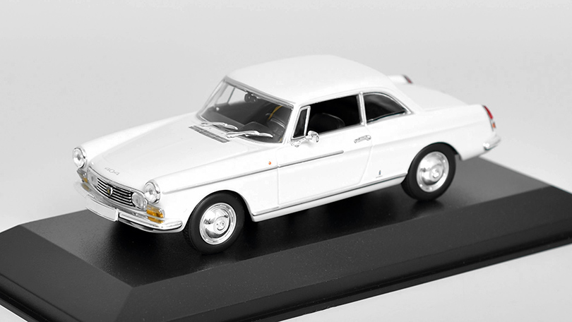 Peugeot 404 Coupe 1962 1:43 - MAXICHAMPS