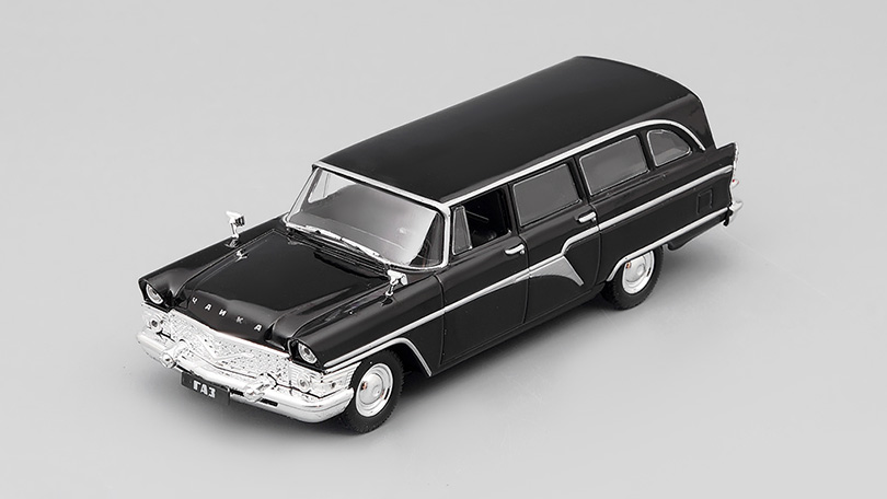 ČAJKA GAZ-13S Kombi sanitka 1:43 - Kultovní auta SSSR časopis s modelem #89