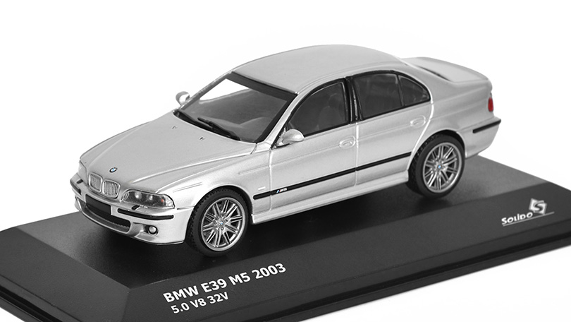 BMW E39 M5 2003 1:43 - Solido 