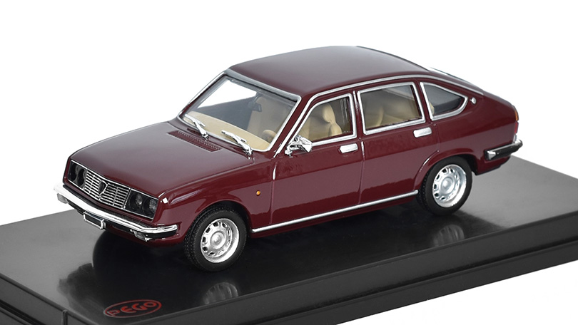 Lancia Beta Berlina Serie I 1972 1:43 - Pego