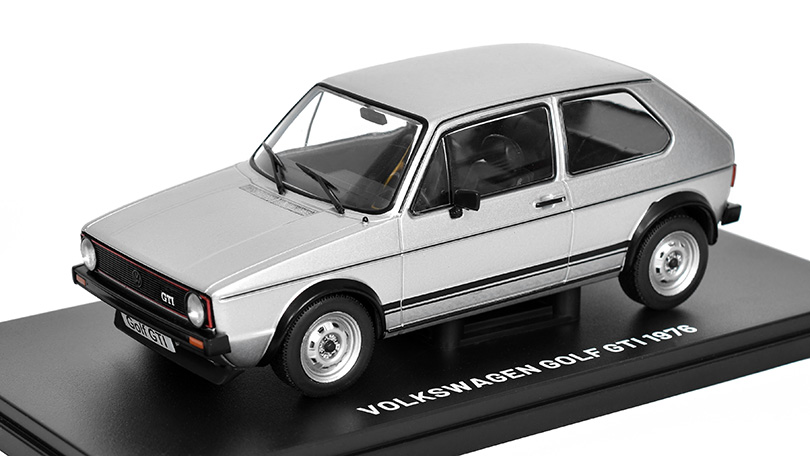 Volkswagen Golf GTi 1976 1:24 - Hachette časopis Samochody PRL #45 s modelem