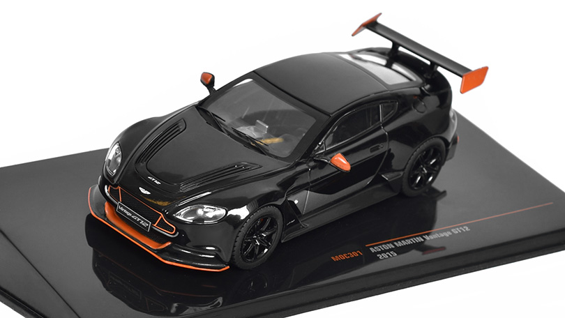 Aston Martin Vantage GT12 2015 - 1:43 IXO Models