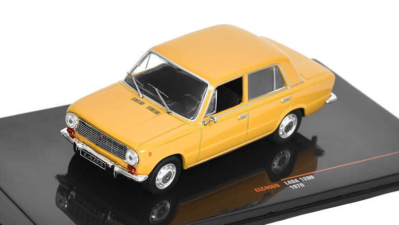 Lada 1200 VAZ-2101 1970 1:43 - IXO Models