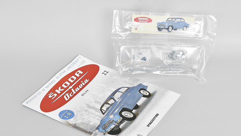 Škoda Octavia 1959 1:8 - časopis #22 se stavebnicí