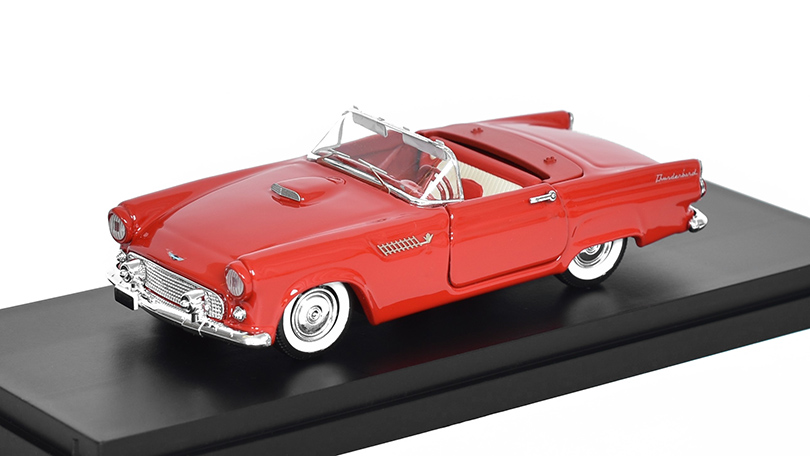 Ford Thunderbird 1956 1:43 - Rio Models