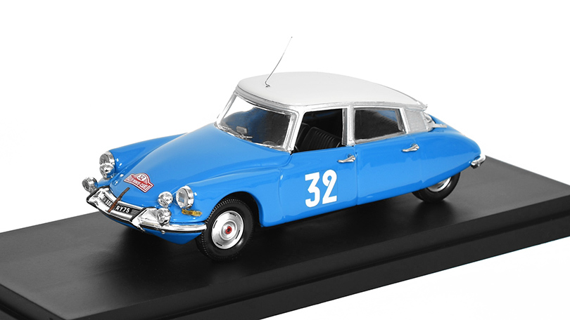 Citroen DS 21 #32 Rallye Monte Carlo 1966 Poinetet / Fougeray 1:43 - Rio Models