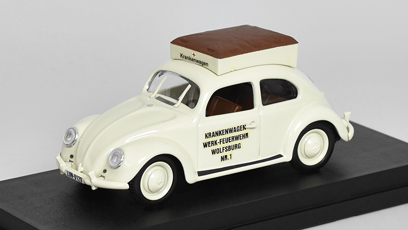 Volkswagen Beetle Ambulance - Hasiči Wolfsburg 1950 1:43 - Rio Models