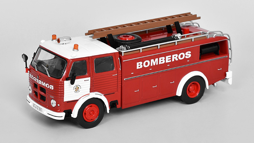 Pegaso 1091 Bomberos Barcelona 1963 - 1:43 Edicola časopis s modelem