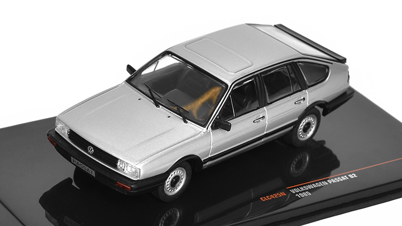 Volkswagen Passat B2 1985 1:43 - IXO Models